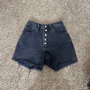 Abercrombie black denim short curve love